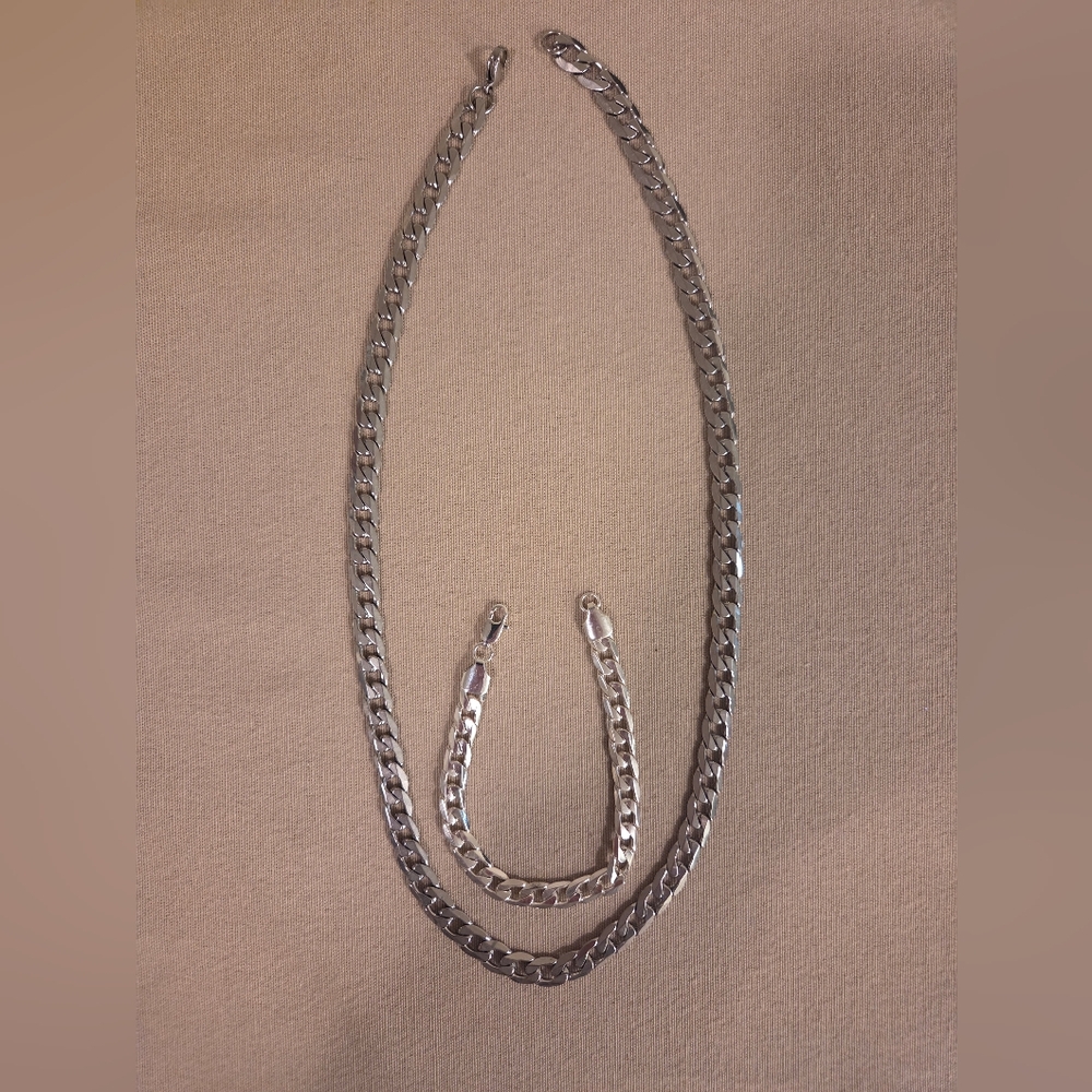 CUBAN LINK 24" CHAIN WITH MATCHING BRACELET